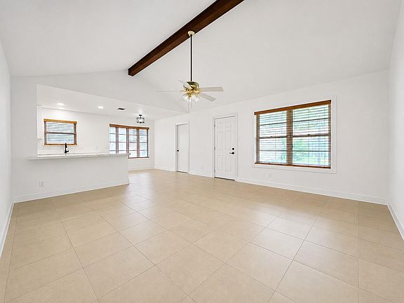 3rd image of 10835 Sageberry Dr
