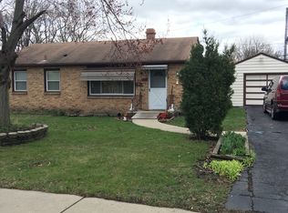 549 N Aldine St, Elgin, IL 60123