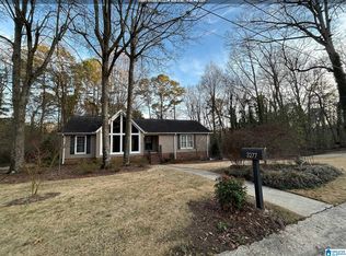 3277 Hoot Owl Ln, Birmingham, AL 35210