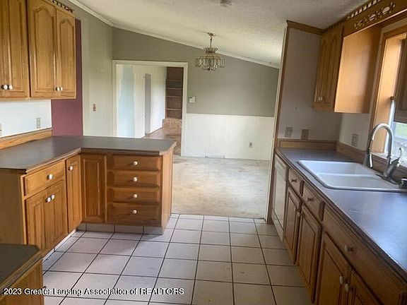 5th image of 7901 E Carson City Rd