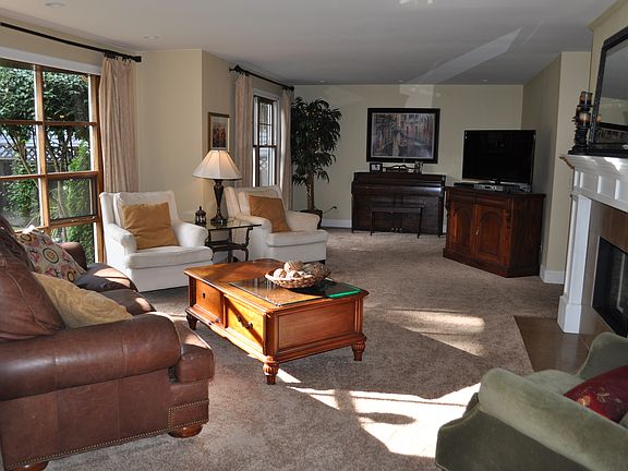 2nd image of 4450 191st Pl SE