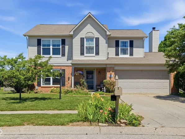 556 Alton Dr, Greenwood, IN 46143