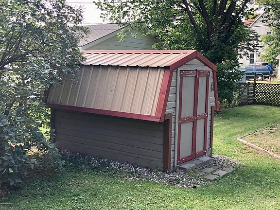 2nd image of 316 Bowling Ave