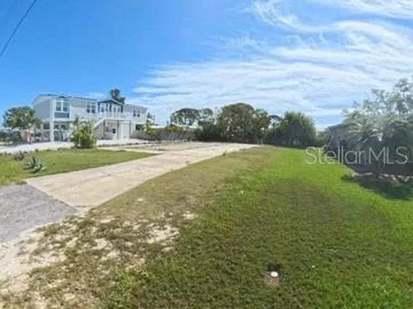 4511 106th St W #14, Bradenton, FL 34210