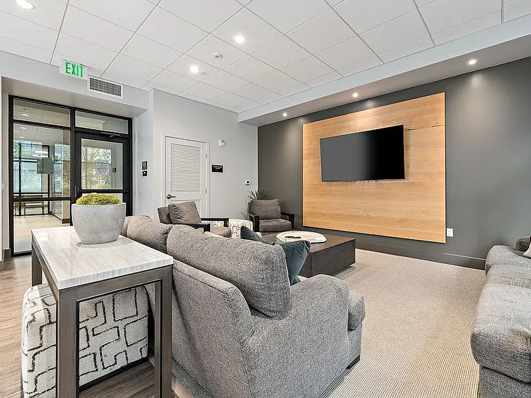 Edge Apartments — Photo 52