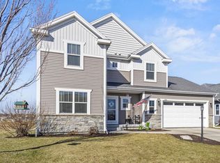 466 CRESCENDO Drive, Sun Prairie, WI 53590