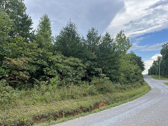 3rd image of 1 Poplar Rd Lot 1