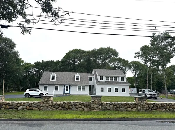 4 Edgerton Dr, North Falmouth, MA 02556