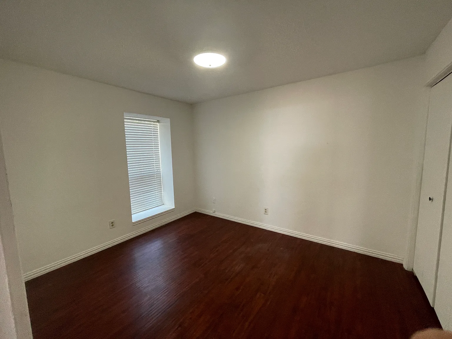 2 bed, 1105 sqft, $1,650 — Photo 4