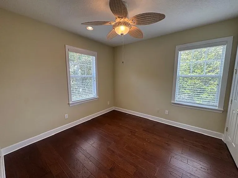 1442 Stickley Ave — Photo 29