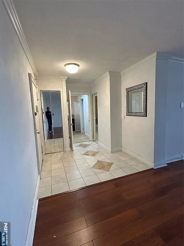 2200 Central Rd #9W photo 1