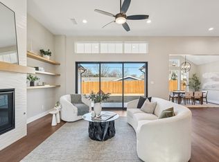 2638 Evinrude Dr, Grapevine, TX 76051