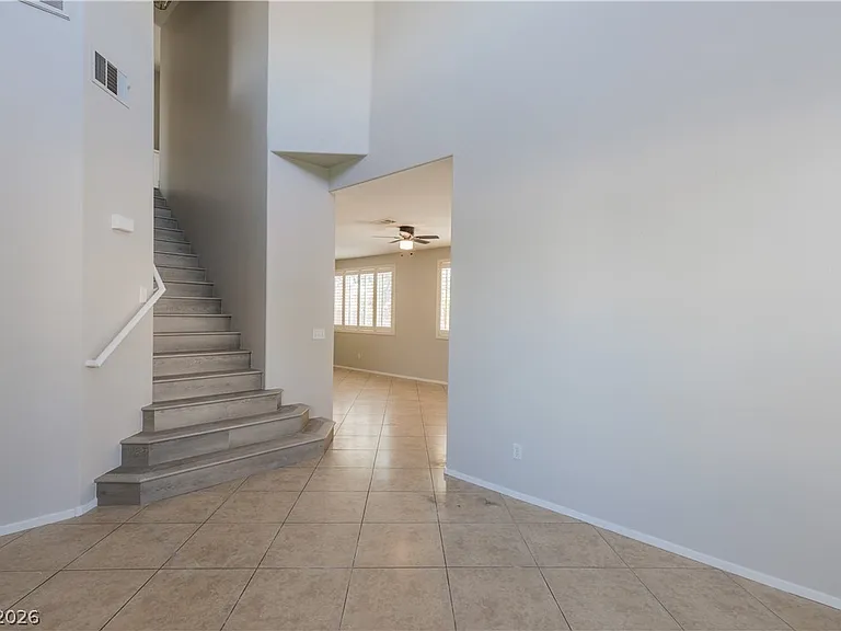 10517 Jeremy Ridge Ave — Photo 9