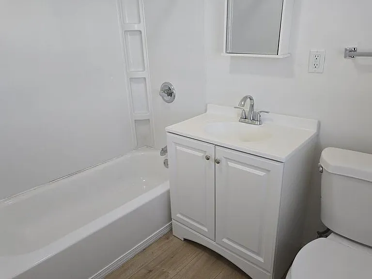 N1721 Greenville Dr — Photo 22