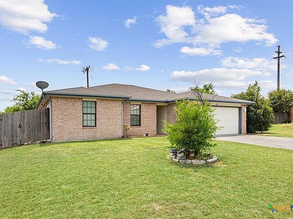 2nd image of 1211 Katelyn Cir