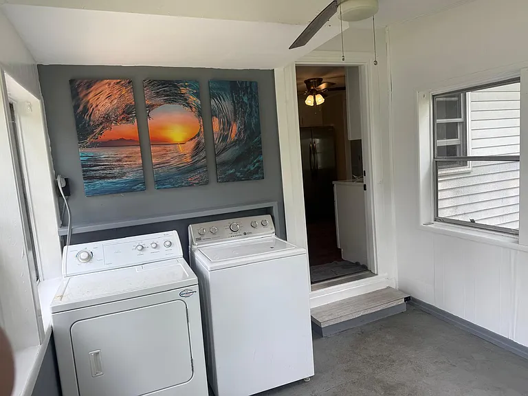 375 S 3rd St — Photo 23