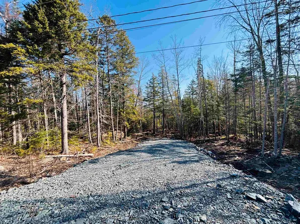 2 Oldham Rd, Enfield, NS B2T 1E2