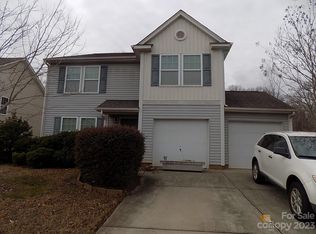 1515 Kellys Landing Dr, Mount Holly, NC 28120