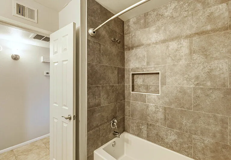 1224 E 9th Ave — Photo 19