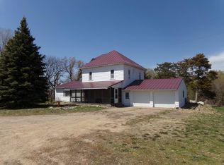 19054 330th Ave, Winnebago, MN 56098