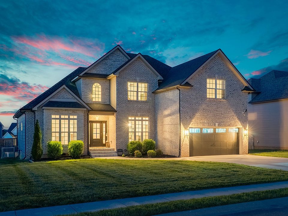 1st image of 238 Cotoneaster Ln