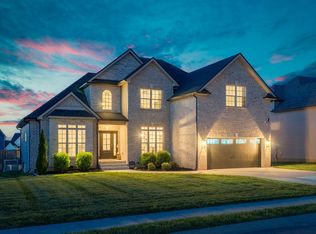 238 Cotoneaster Ln, Clarksville, TN 37043