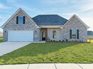 729 Crewe Ln, Bossier City, LA 71111