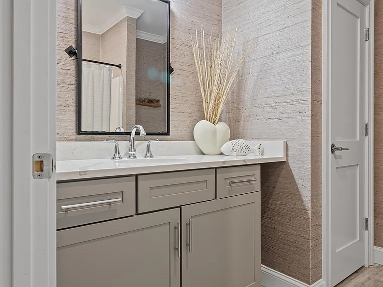 535 Ocean Blvd #403 — Photo 30