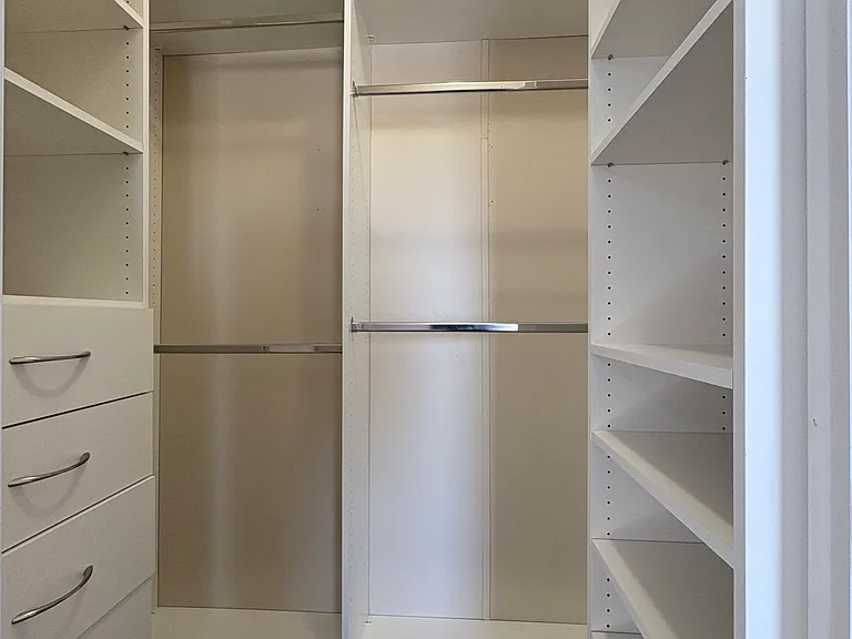bedroom 3 closet