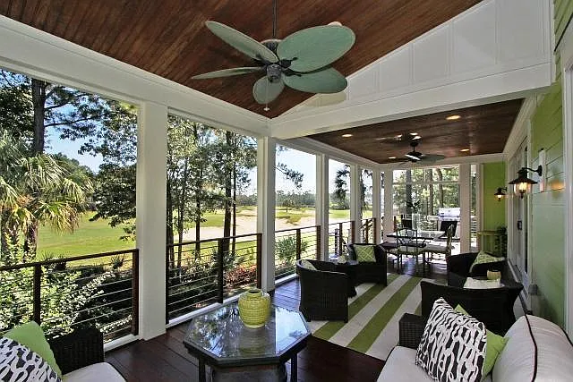 5 bed, 3.5 bath, 3700 sqft, $7,000 — Photo 2