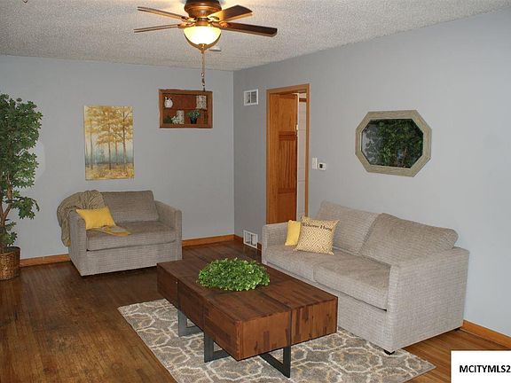 5th image of 1403 N Carolina Pl
