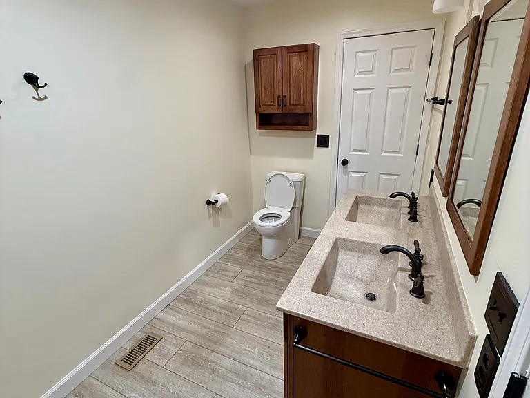 Main Floor Bathroom