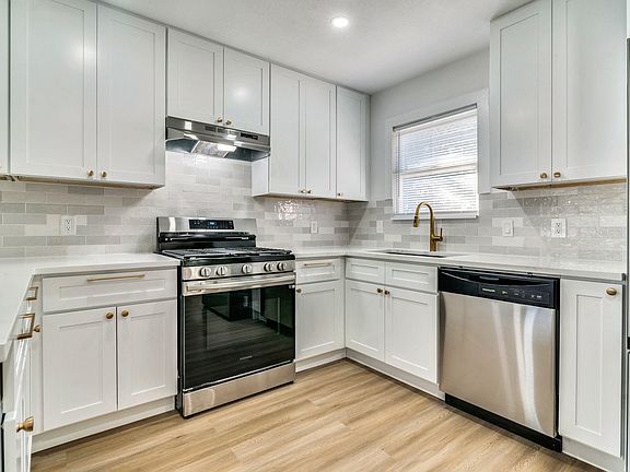 5th image of 3022 Klondike Dr