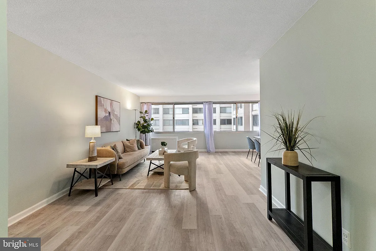 Building Photo - 4515 Willard Ave #1414S
