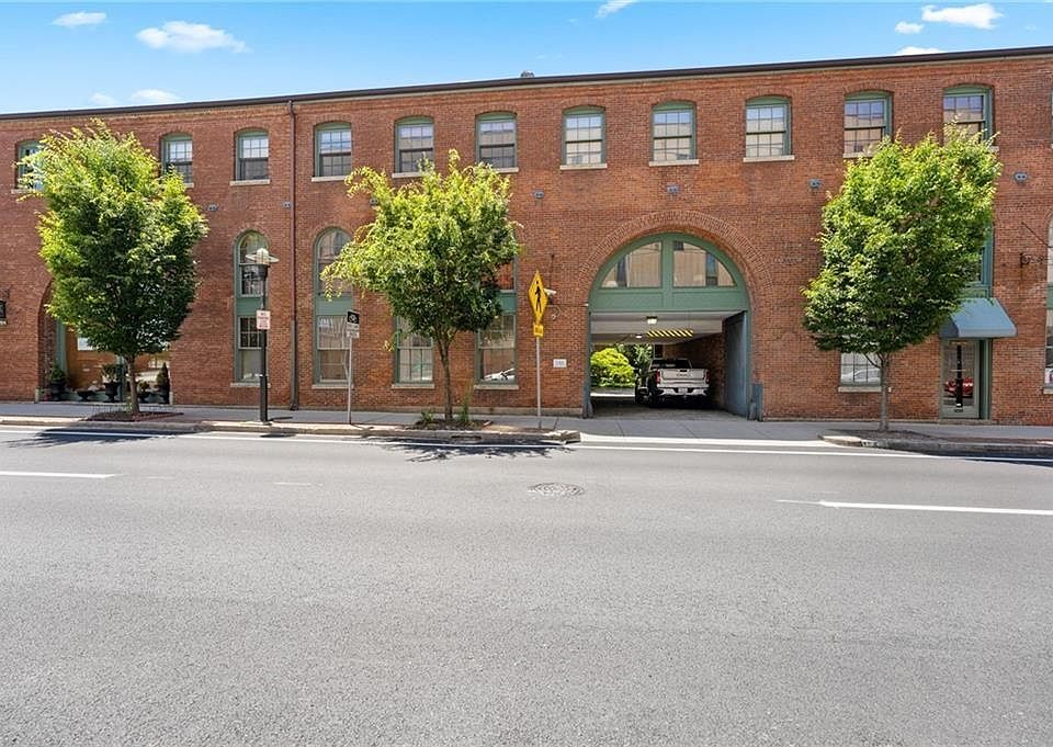 1st image of 555 S Water St APT 212