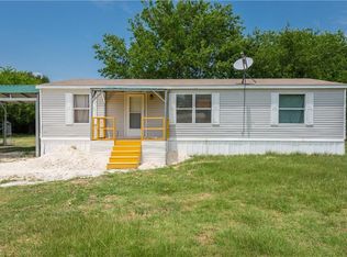 1003 Ben Dr, Cleburne, TX 76031