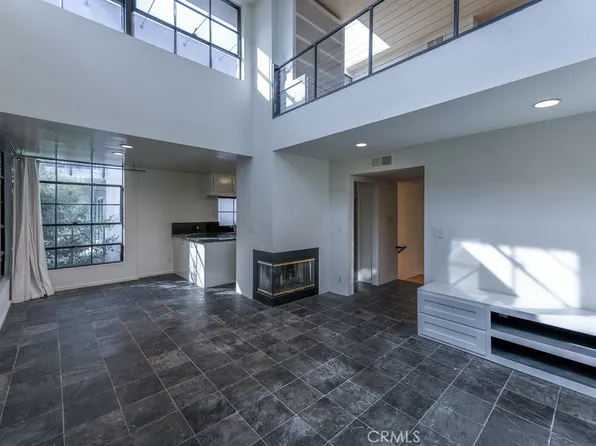 11817 Texas Ave APT 1, Los Angeles, CA 90025