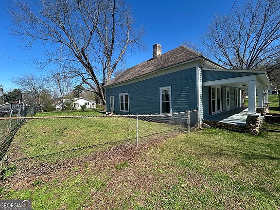 5th image of 186 Calhoun St