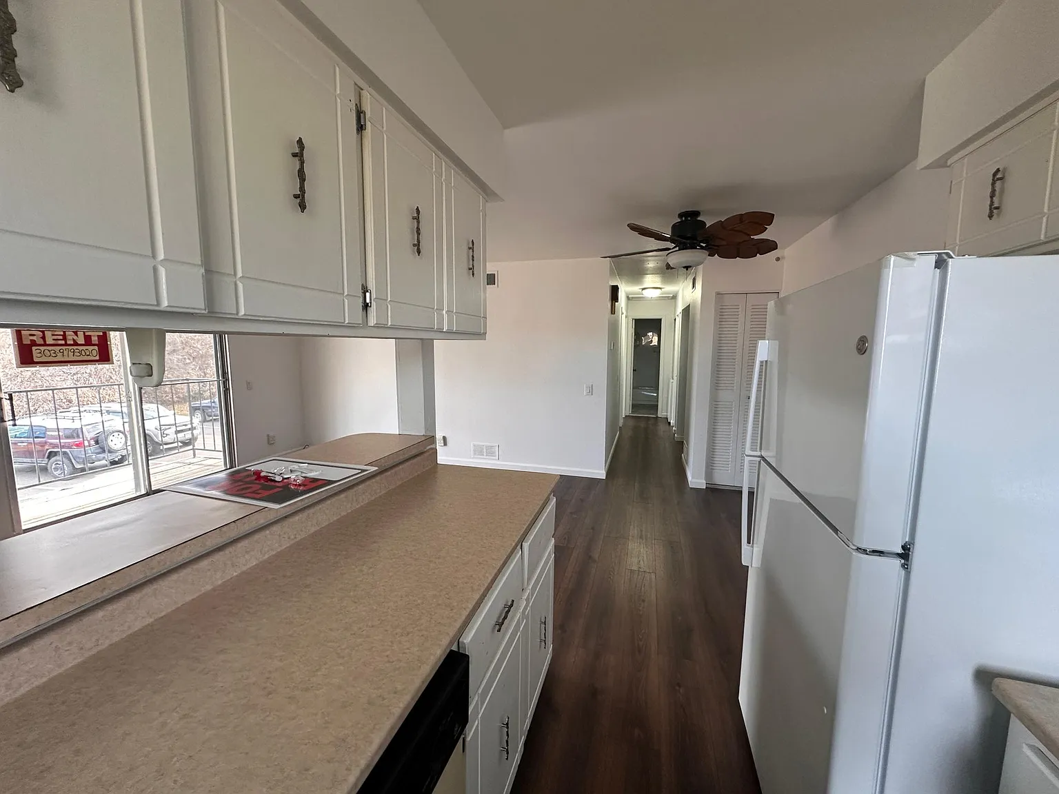 9255 E Lehigh Ave — Photo 2