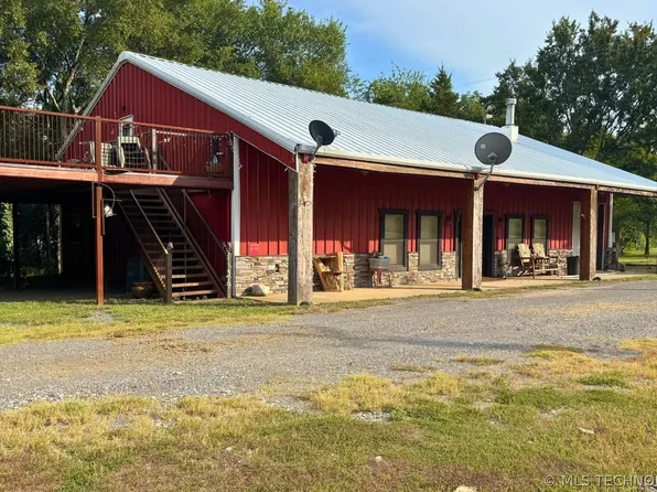 52901 201st Ave, Hodgen, OK 74939