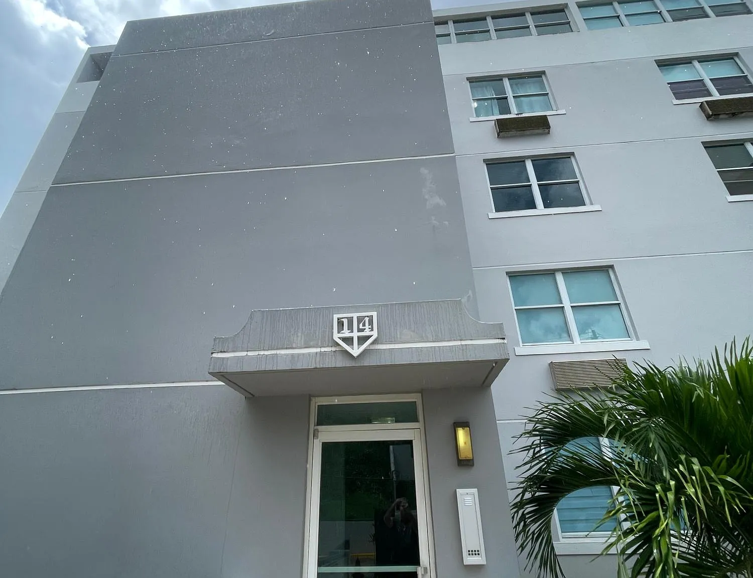 Camelot (Condominio) — Photo 2