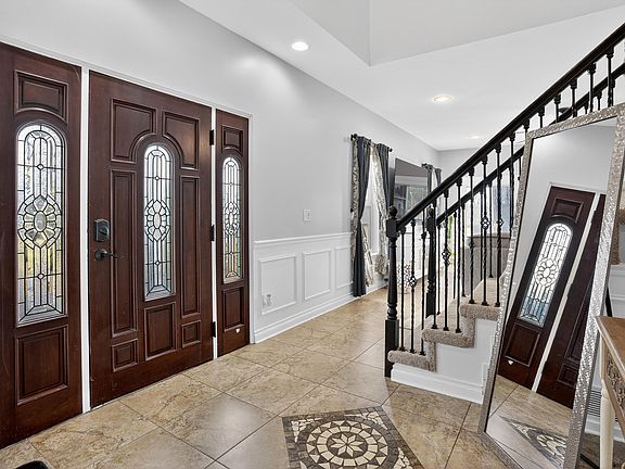 5th image of 7596 Whittaker Rd