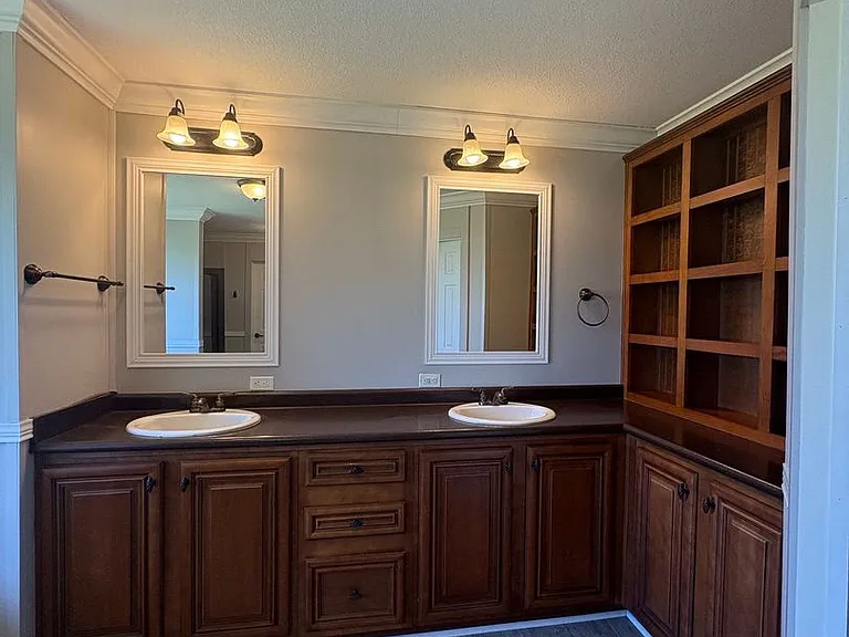 271 Bonner Rd — Photo 15