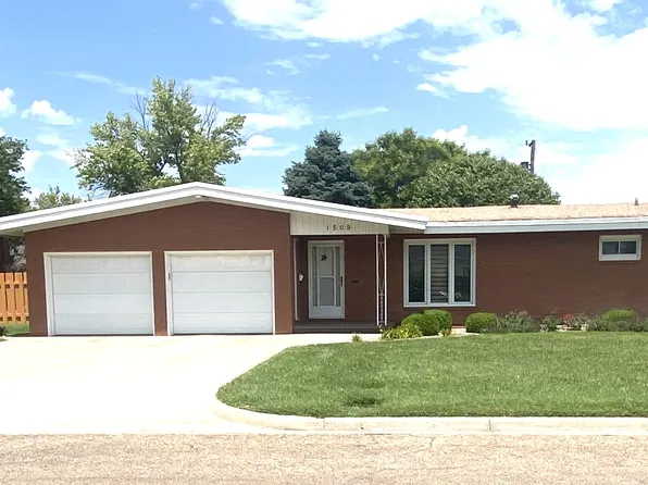 1509 E Hackberry St, Garden City, KS 67846