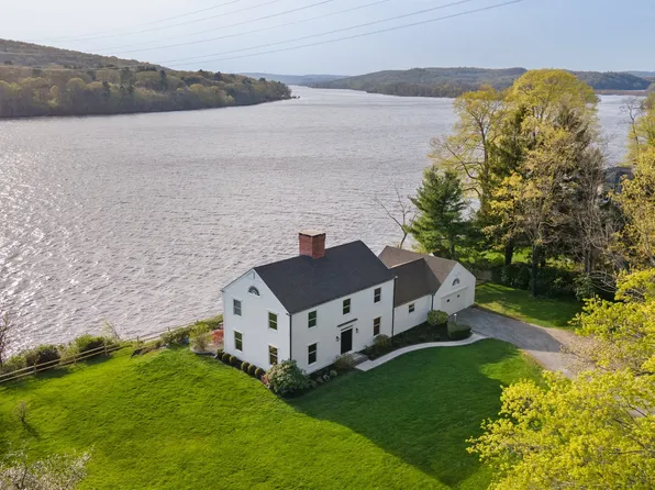 71 Main Street, East Haddam, CT 06423