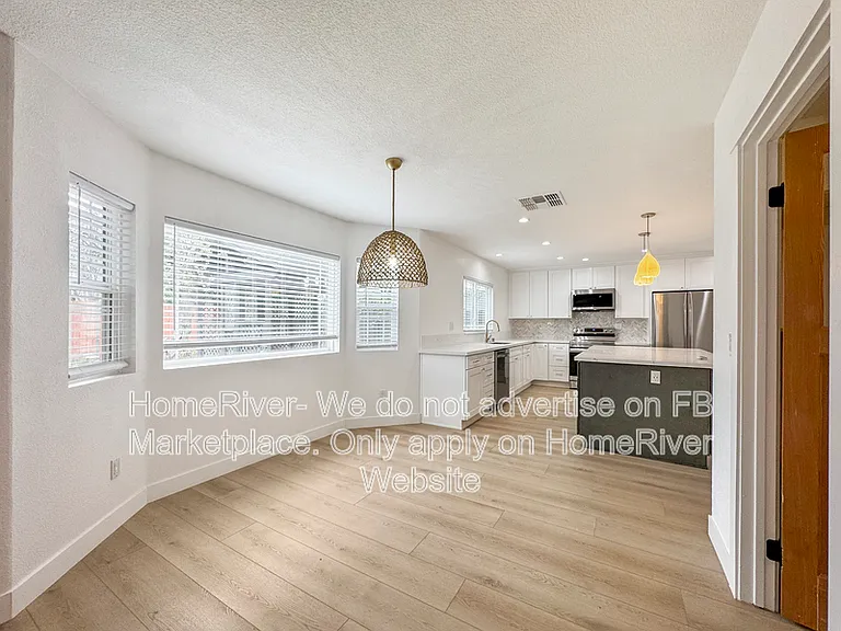 2162 Lejano Way — Photo 13