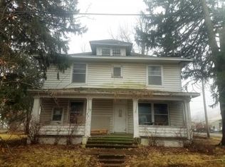 515 W Jefferson St, Sullivan, IL 61951