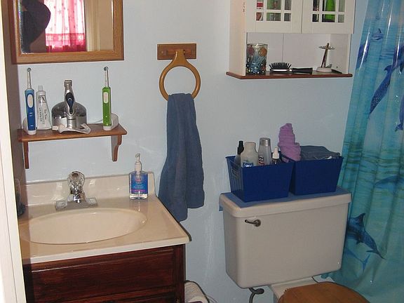 full bathroom