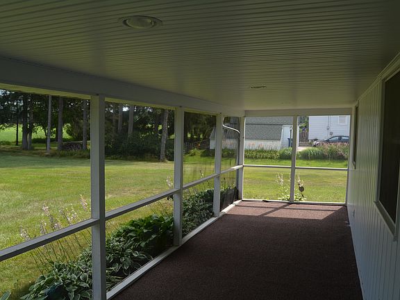 5th image of 1745 E East Ave
