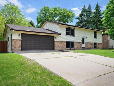11481 98th Ave N, Maple Grove, MN, 55369